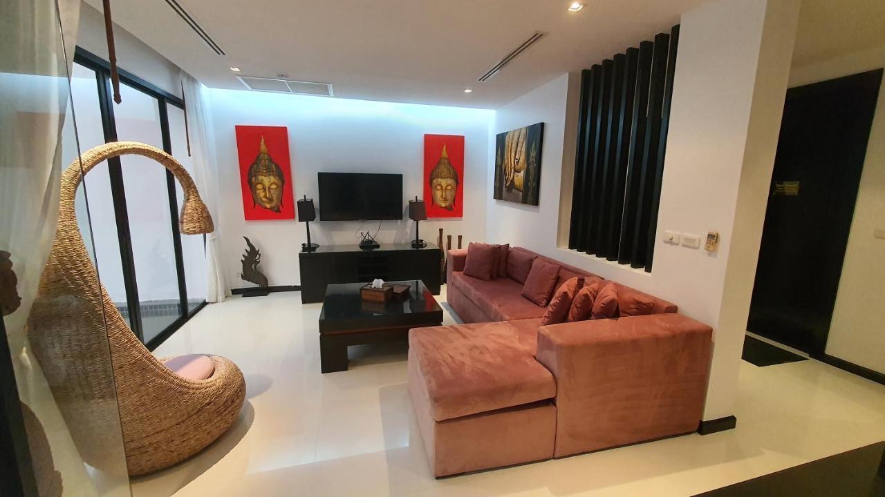 บายเดอะเลค Villa Nai Harn ภายนอก รูปภาพ