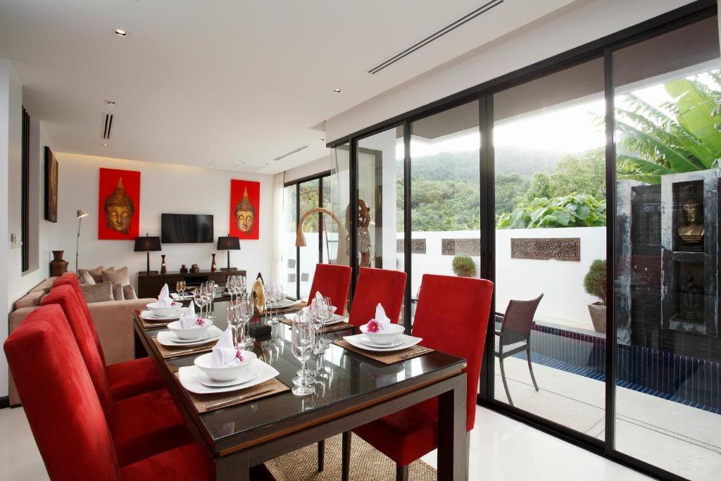 บายเดอะเลค Villa Nai Harn ภายนอก รูปภาพ