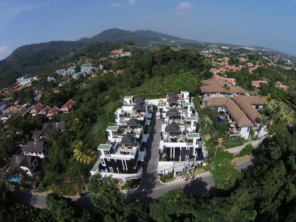 บายเดอะเลค Villa Nai Harn ภายนอก รูปภาพ